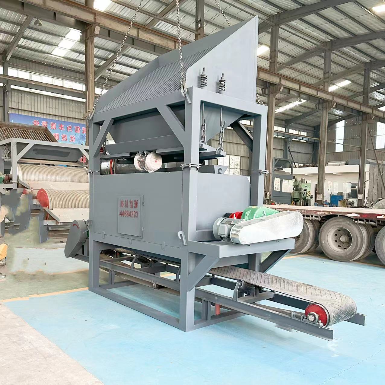 干式磁選機(jī)發(fā)貨現(xiàn)場(chǎng)